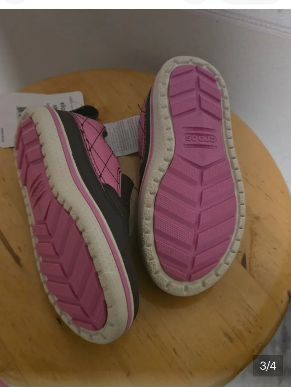 Crocs Kids AllCast Duck Shoe -Black and Pink - Picture 2 of 4
